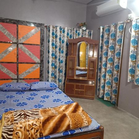 Hostel Relax Homestay Gaya Exterior photo